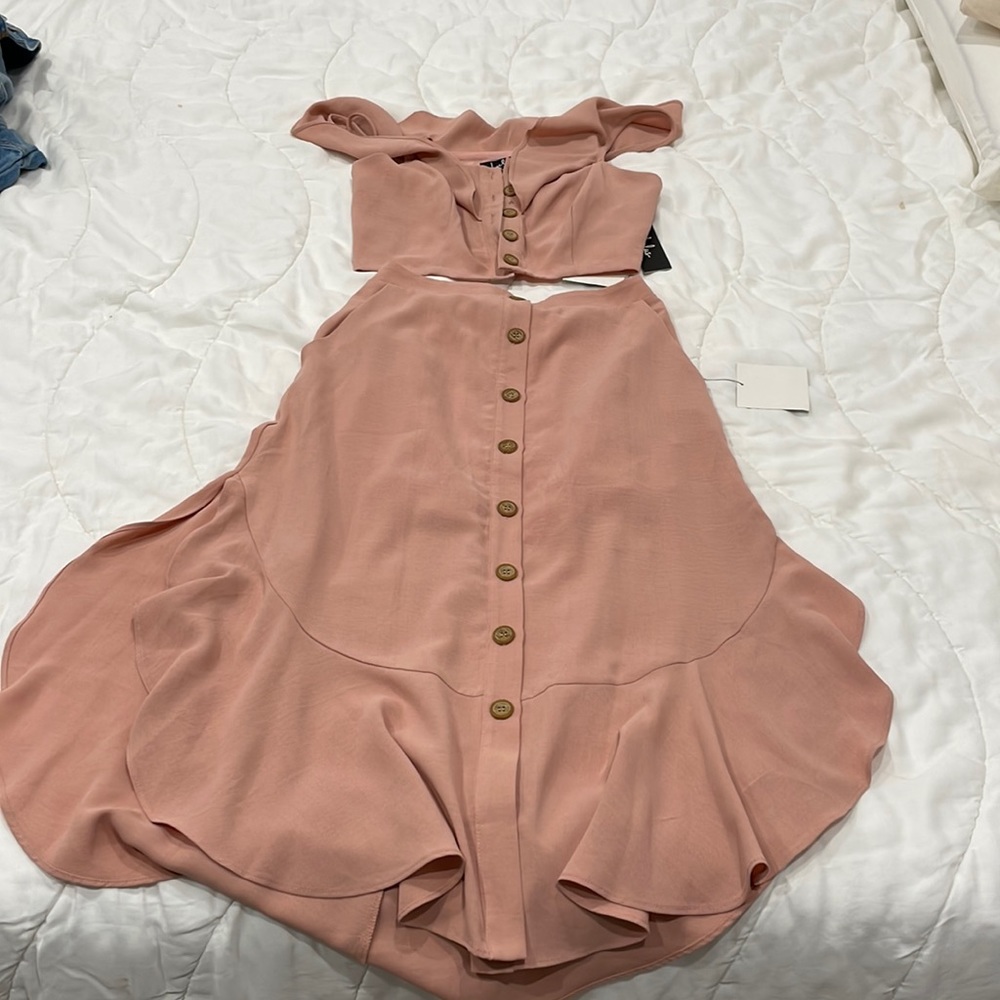 Lulu’s XS two piece skirt set